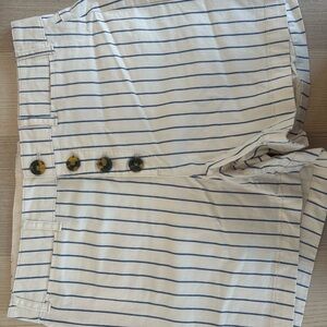 Old Navy Cream and Blue Striped Shorts NWOT‎ size 10
